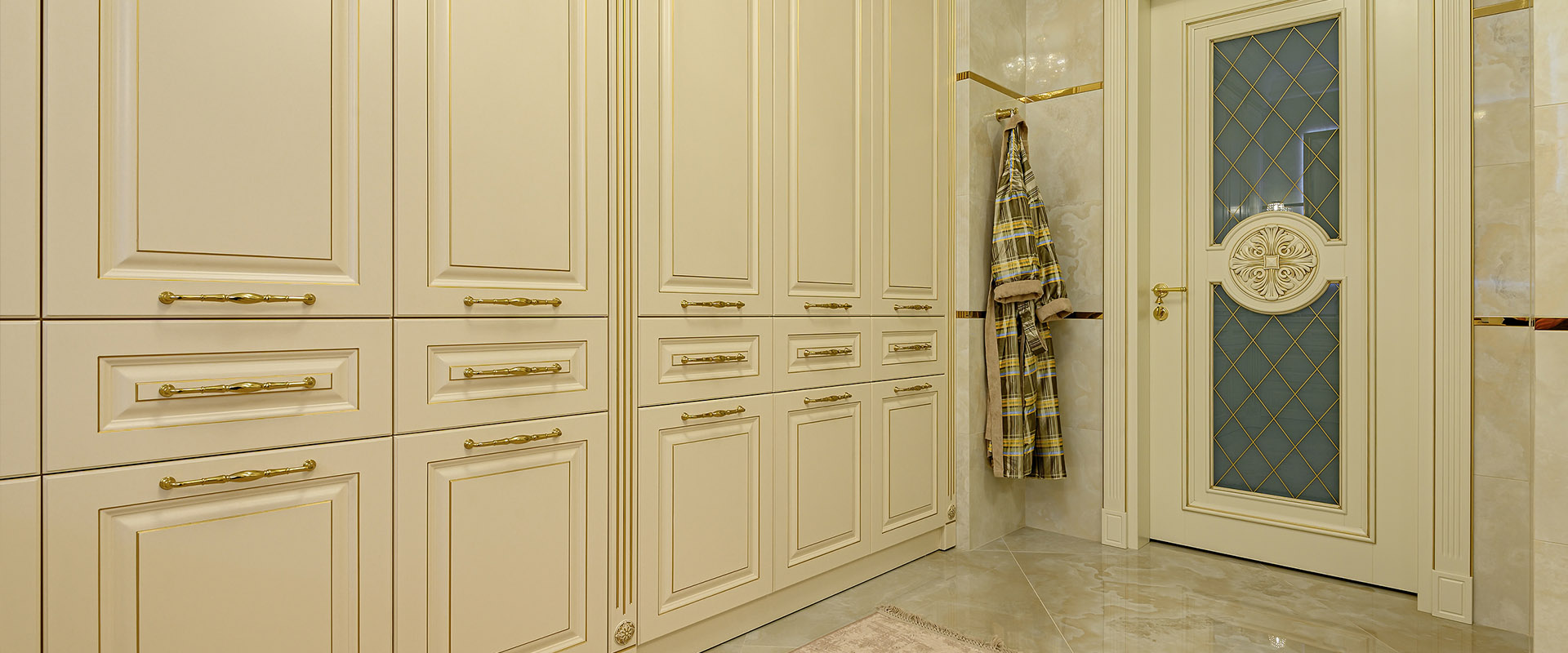 Neatly Closets custom reach-in closet system featuring shelves, rods, and efficient storage space